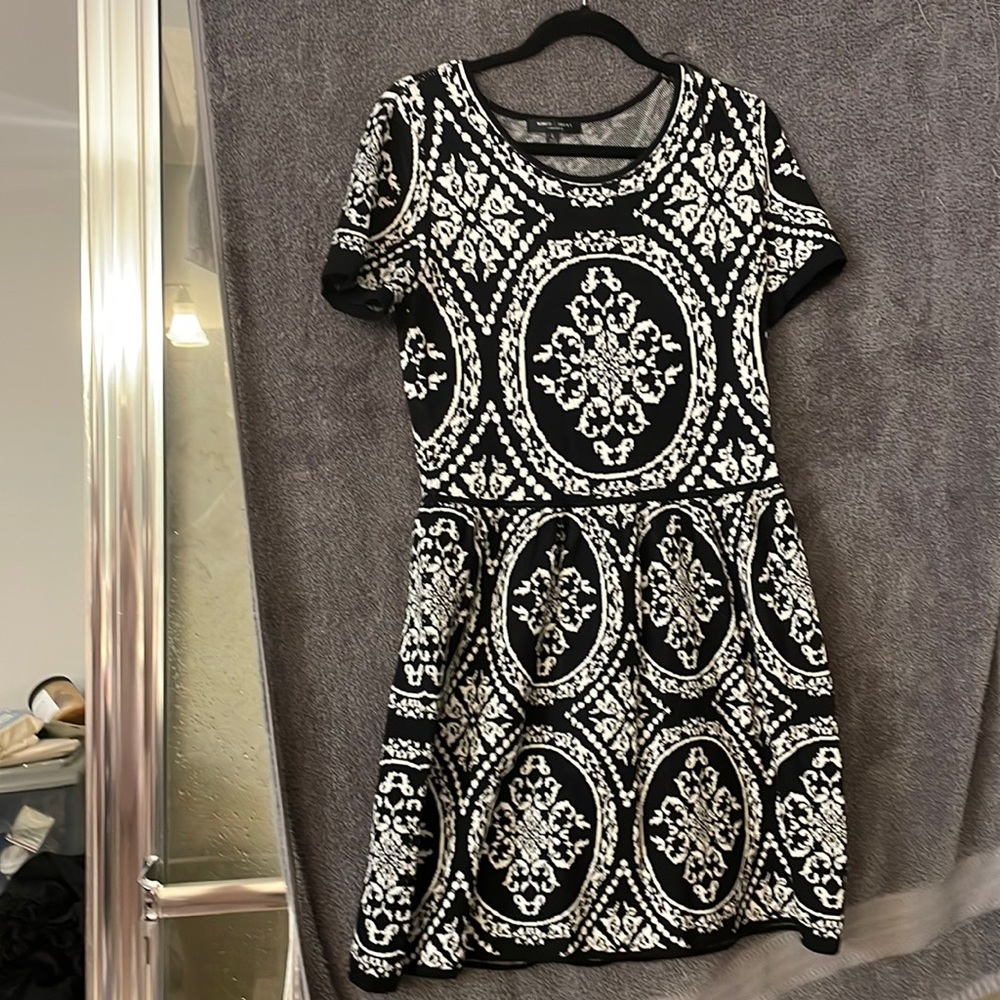 Romeo and Juliet coutour black and white dress